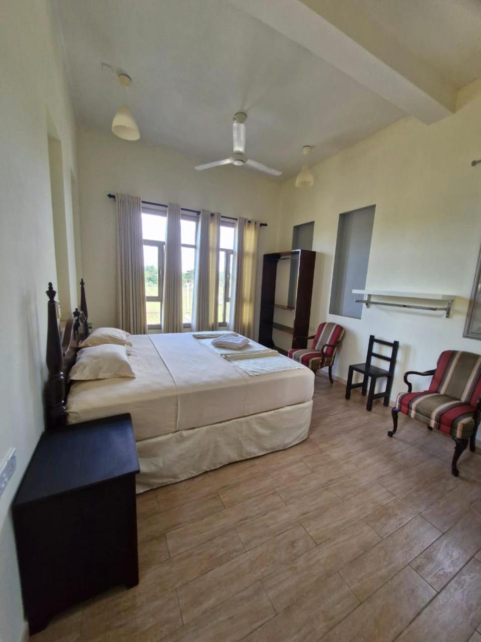 Royal Point Arugambay Hotel Arugam Bay Room photo