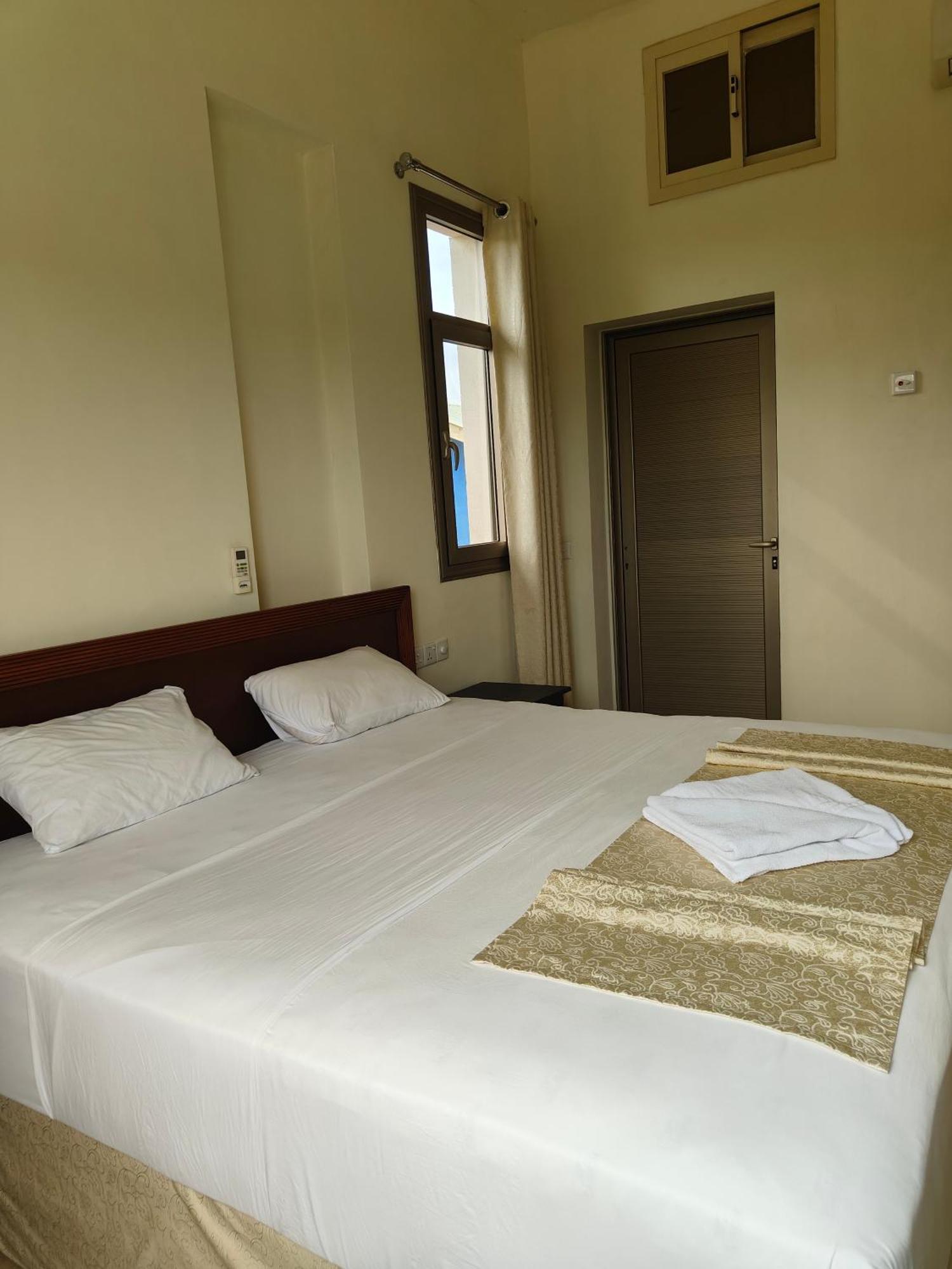 Royal Point Arugambay Hotel Arugam Bay Room photo